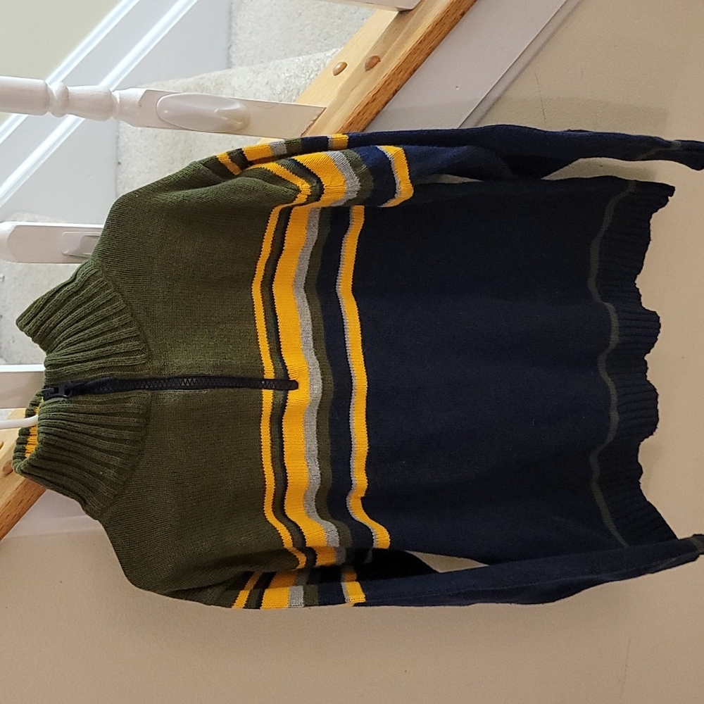 GAP Sweater